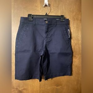 NWT Gap navy 9” shorts